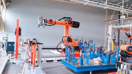 桥田智能创始人刘小平 深耕细分市场，以长期主义引领物料搬运装备制造新篇章