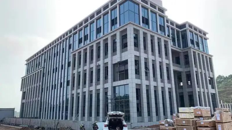 石峰区:产业项目建设热火朝天